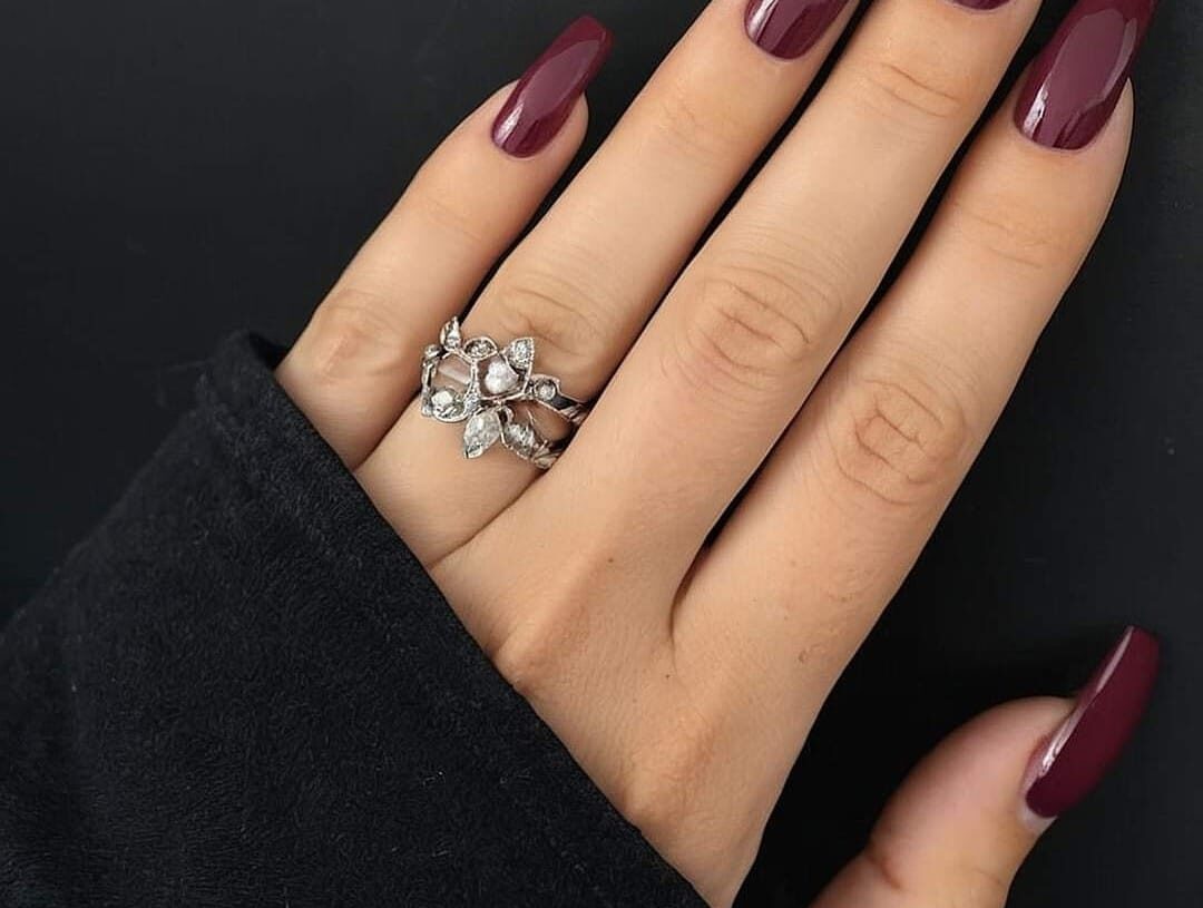 24 December Nail Ideas for a Festive Year