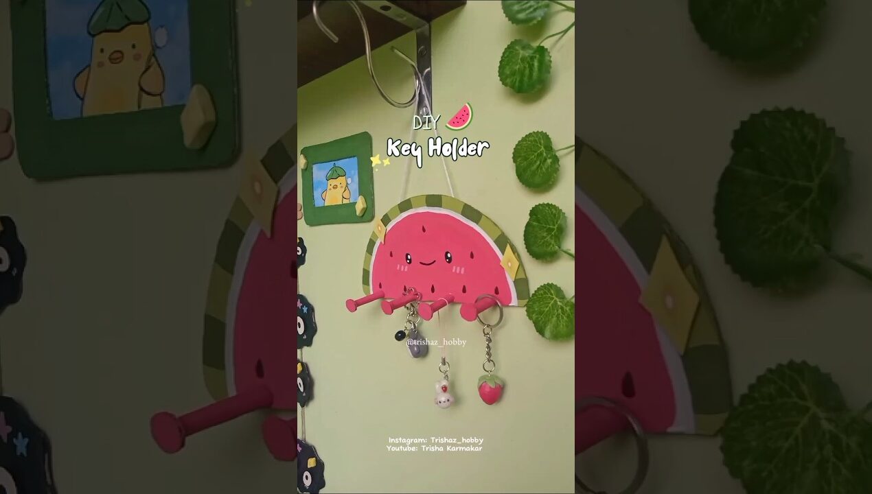 Cutest Key Holder idea🍉Easy cardboard crafts✨#viralvideo #diy #cardboardcrafts #bestoutofwaste