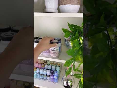 Upcycle Old Books into pretty decor!