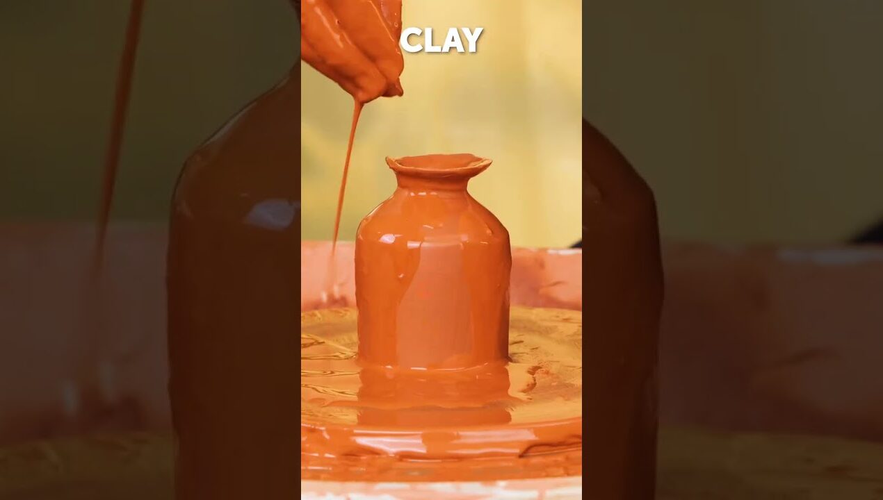 Wow! Crazy Pottery Techniques Using Your Body Parts 🦶🏻