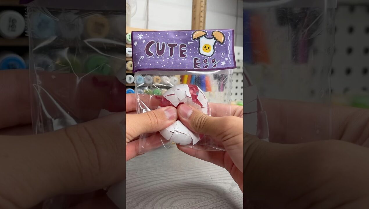 🍳DIY cracking egg🥚 #diy #crafts #craft #papercraft #cutecrafts #thingstodo #cute
