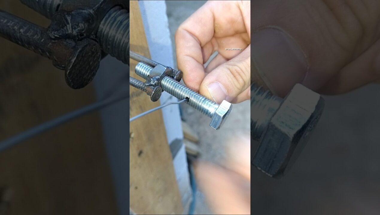 Ingenious DIY Tool Idea for Reliably and Tightly Tension Steel Wire #diy #tools #ideas #tips