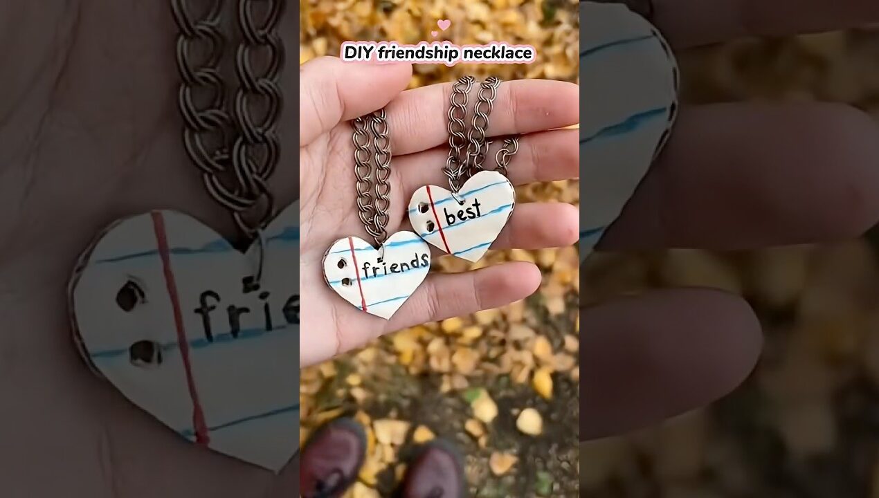 Easy friendship necklace 💖✨#shorts #art #diy #craft #muktaartandcraft #youtubeshortsindia