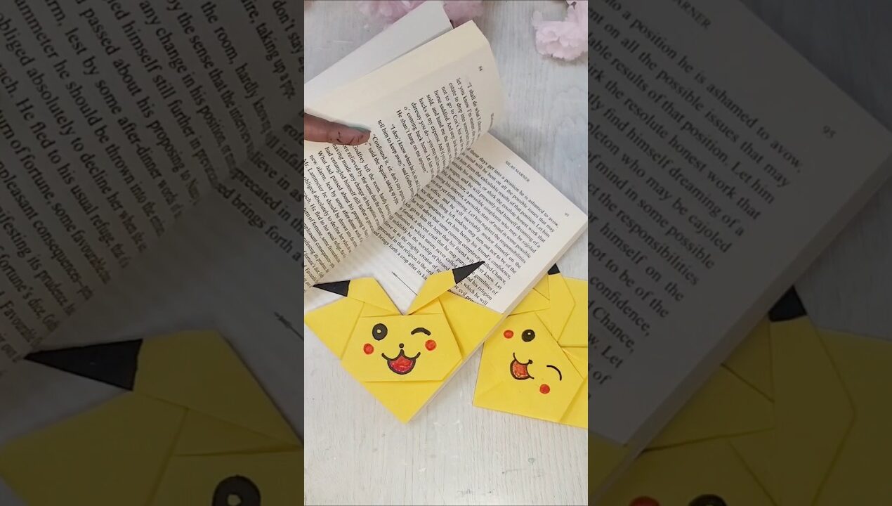 DIY Beautiful bookmark ideas/ origami tutorial #shorts