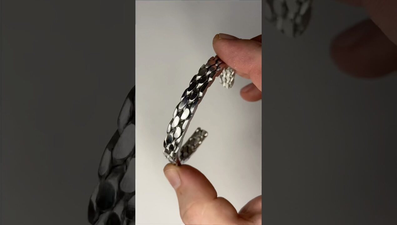 «Кожа Змеи» – браслет и кольцо 😱#diy