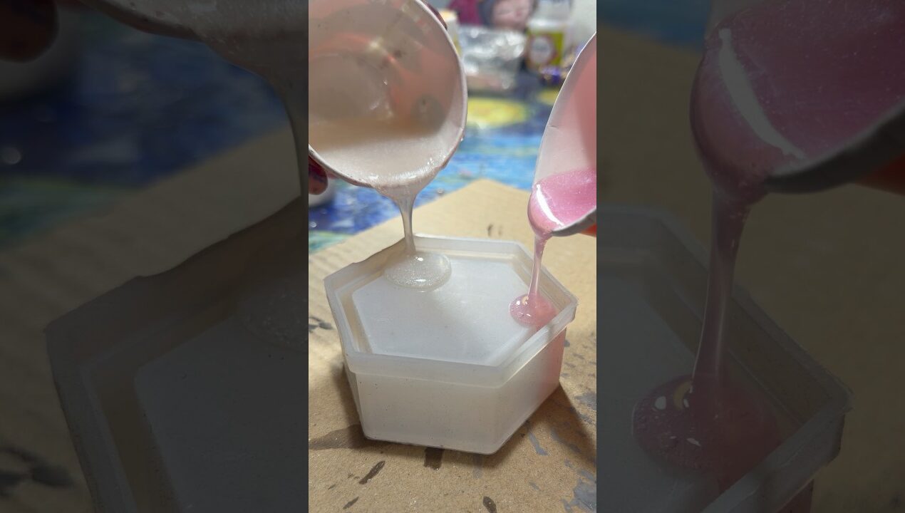 Resin box #shine #glitter #craft #diy #resin #resinart #homedecor #container #shorts