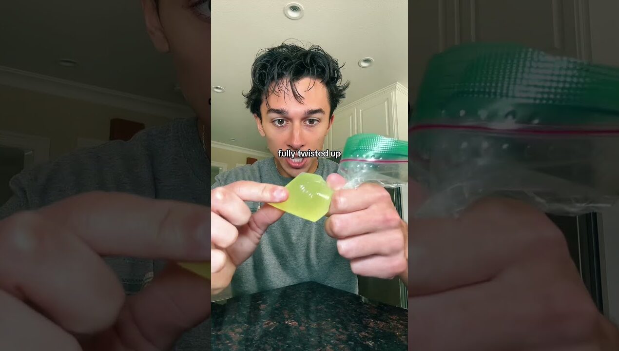 I Made DIY GUMMIES.. 🍬😭