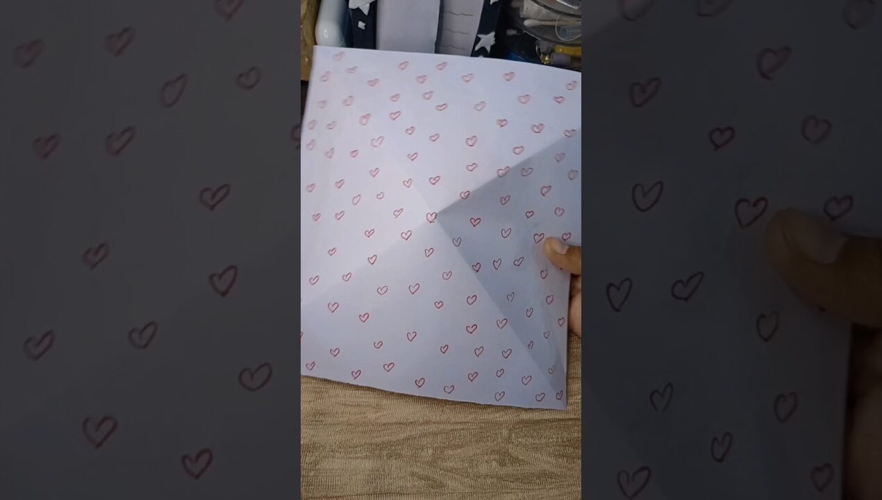 DIY Gift idea 😱| paper craft ideas| #shorts #craft #diy #craftyhome #papercraft #trending #handmade