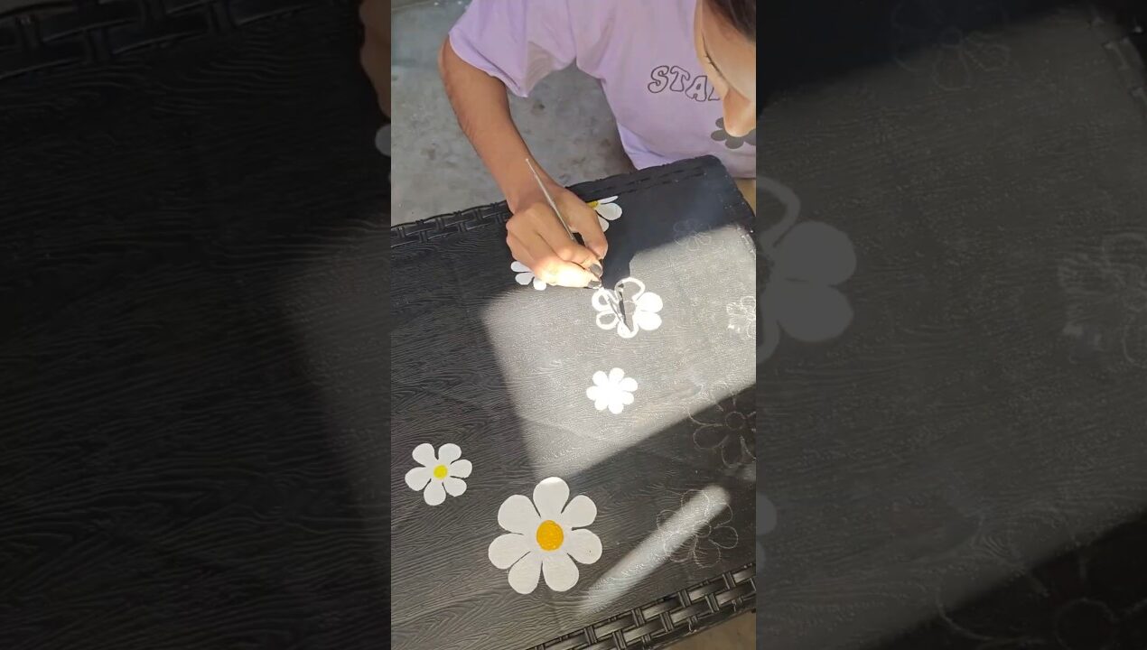 Paint a table with me😮😍 #diy #craft #shorts #trending