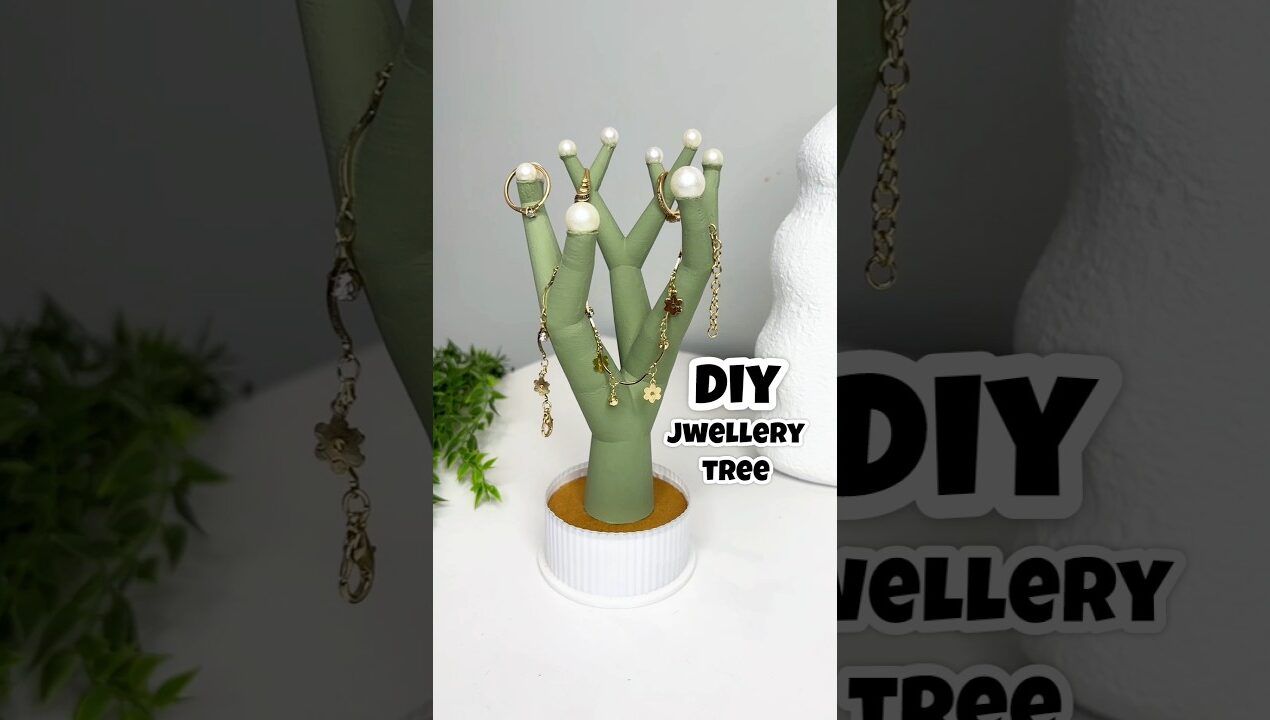 Kabad dekh ke Aya Naya Idea💡#diy #jwellery #tree #craft