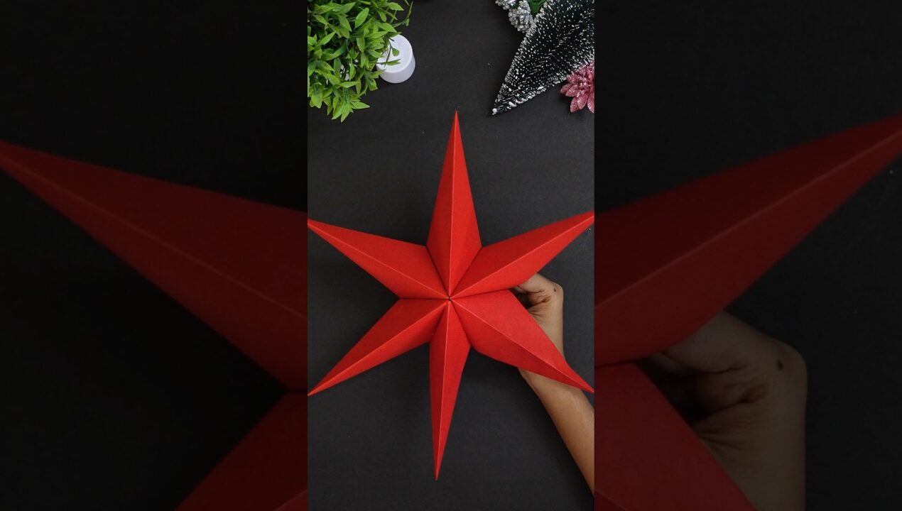 Christmas Star ✨ christmas decor ideas #shortsfeed #craft #diy #diycrafts #christmas #homedecor