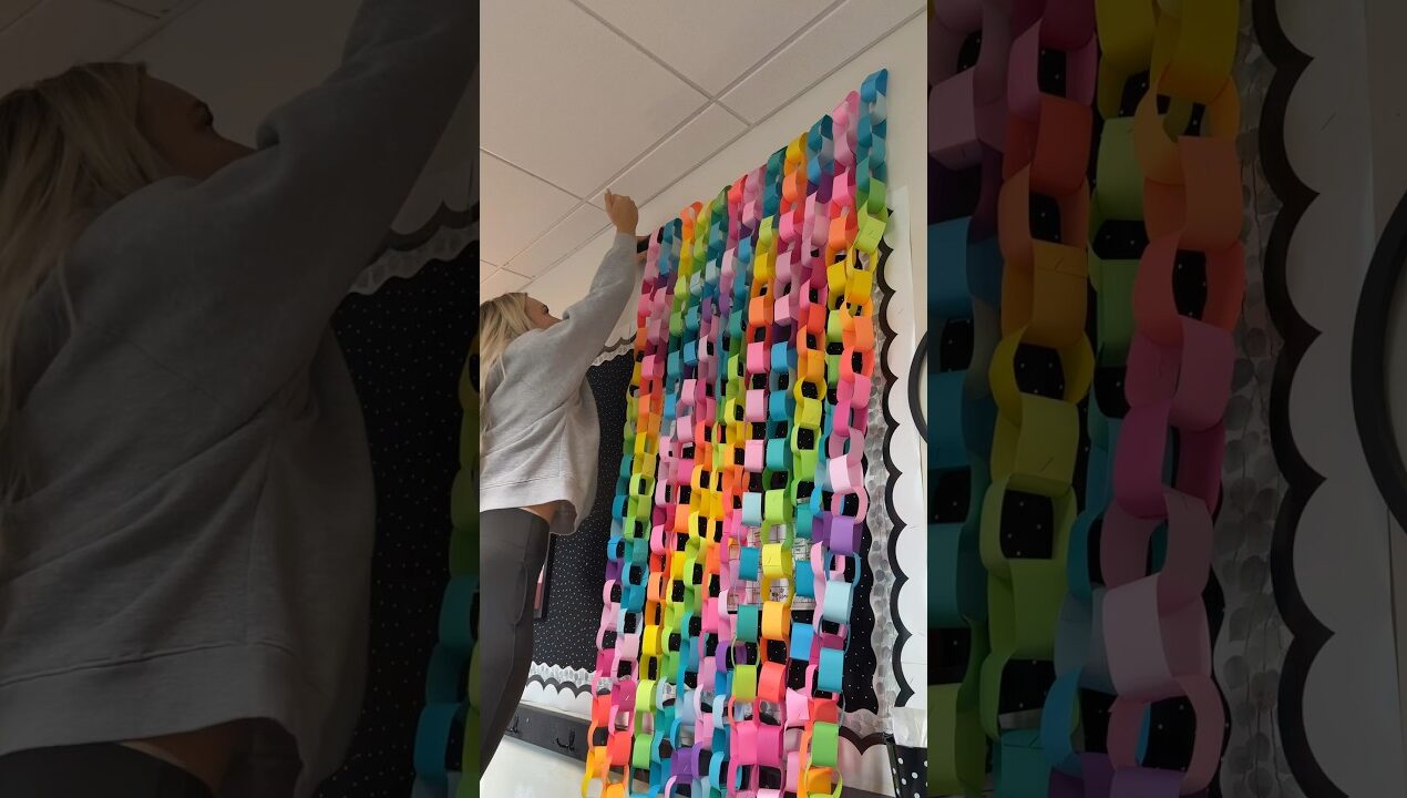They made me feel so special 🥹😭🫶🏻 #craft #diy paper chains for a school classroom