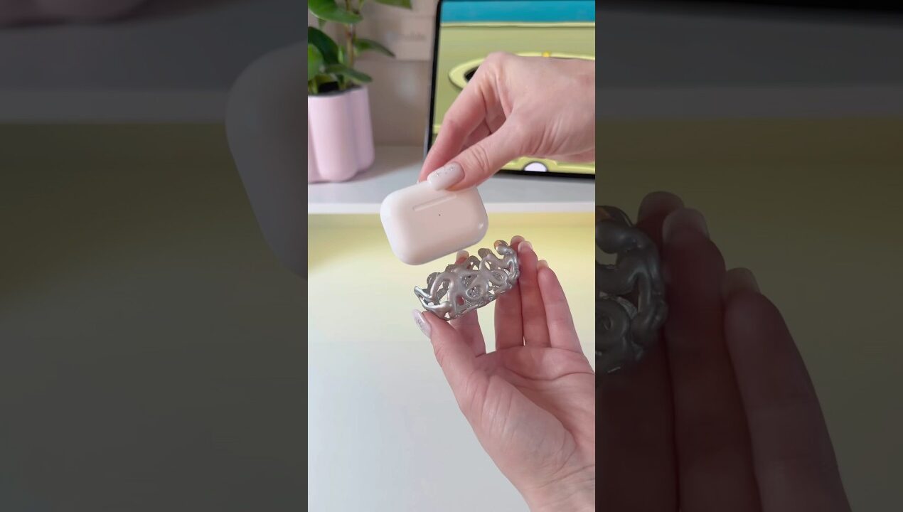 DIY airpods case made with hot glue ✨#diy #handmade #shorts