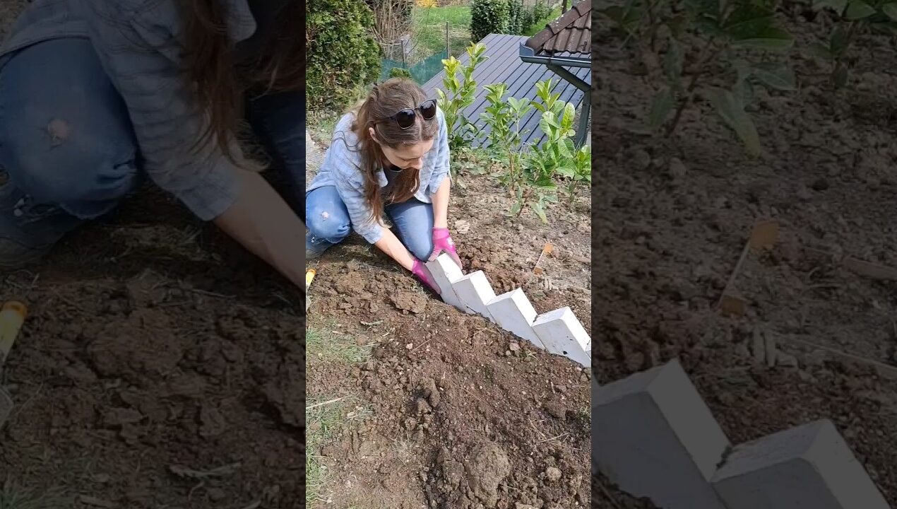 Just had extra bricks For flower bed 🌸🌷🌼🌷Some DIY 😁#diy #homestead #gardenhacks #flowerbed