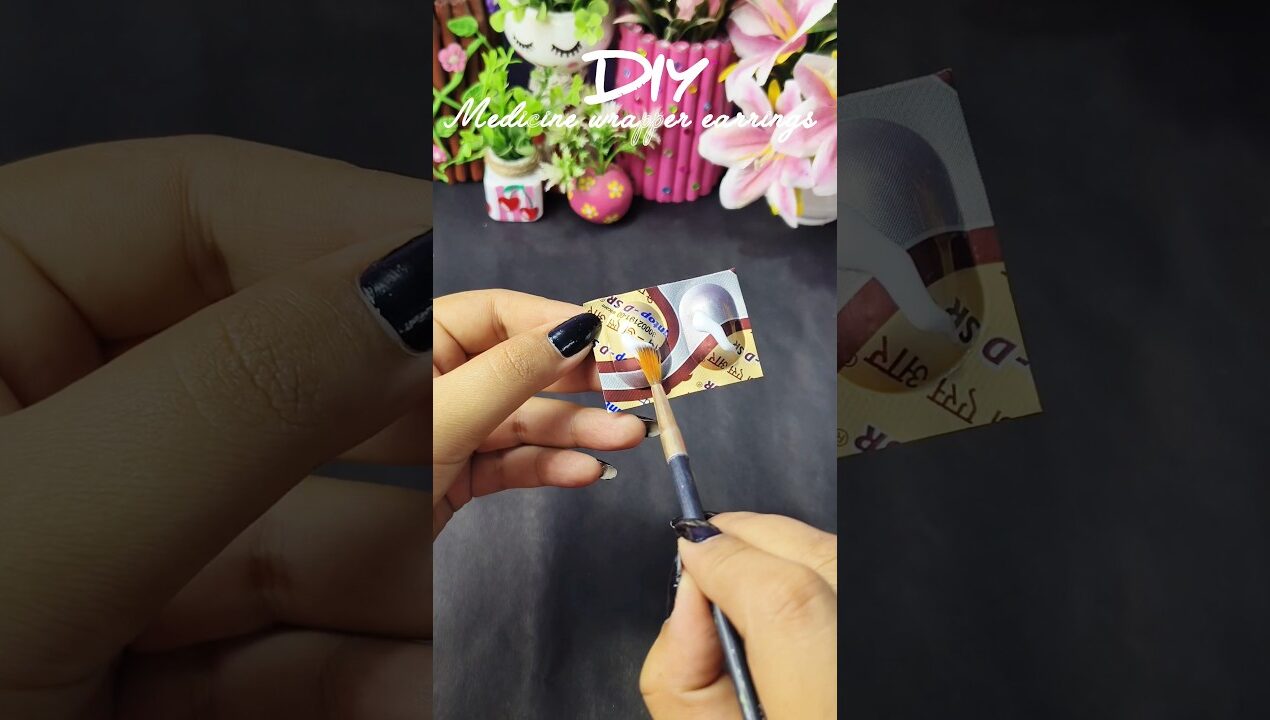 best out of waste earrings ✨ #diy #craft #earrings #artandcraft #craftideas #diyearrings #shorts