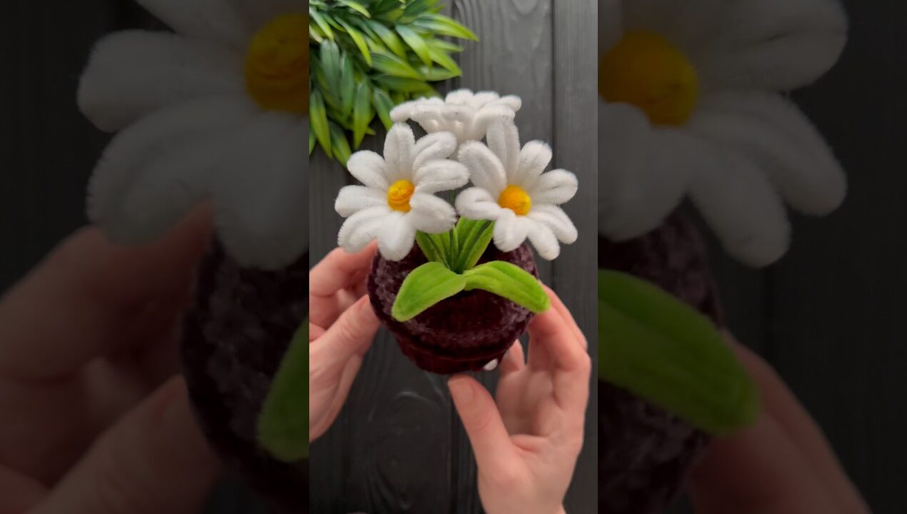 EASY Craft Idea! How to Make Daysi flower from Chenille Wire DIY Pipe Cleaner Crafts
