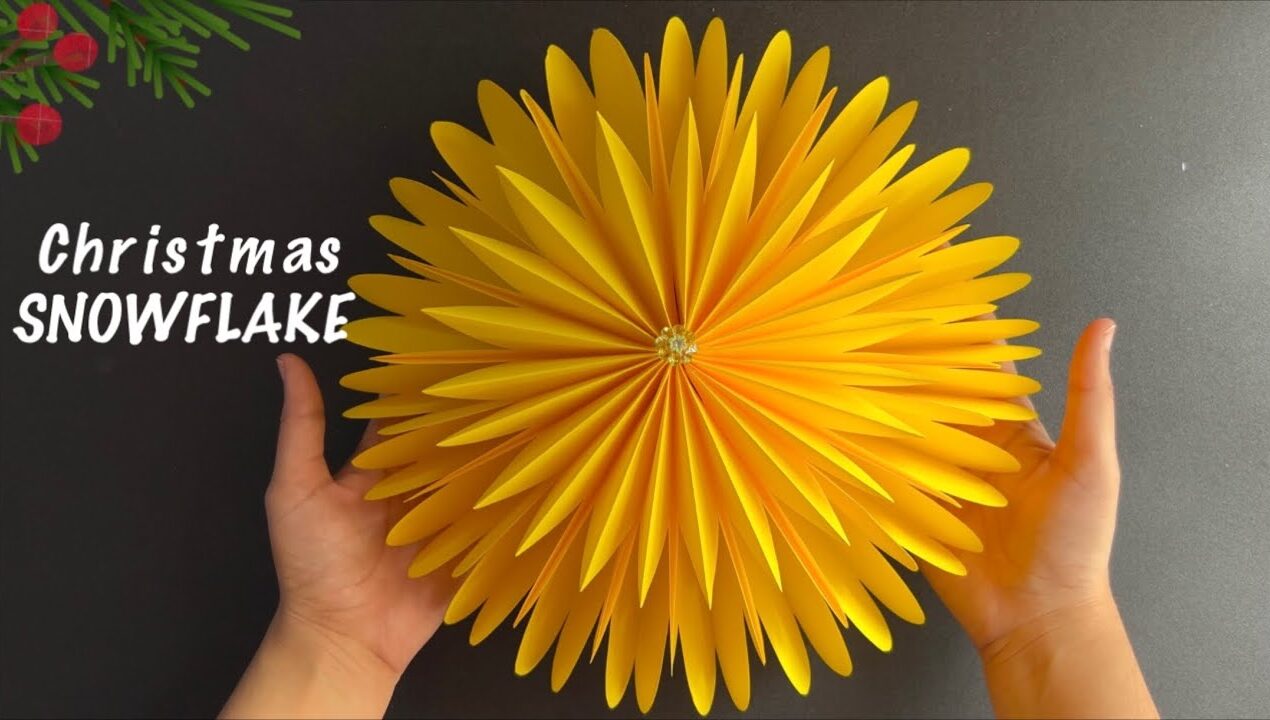 3D paper snowflake / how to make paper snowflakes #christmas #papercrafts #diy