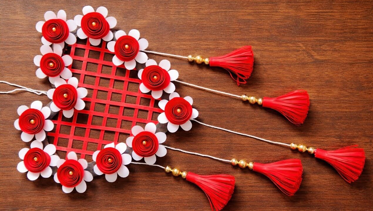 Quick & Easy Paper Wall Hanging Ideas / Heart Flower Wall decor / paper flowers #diy #craft