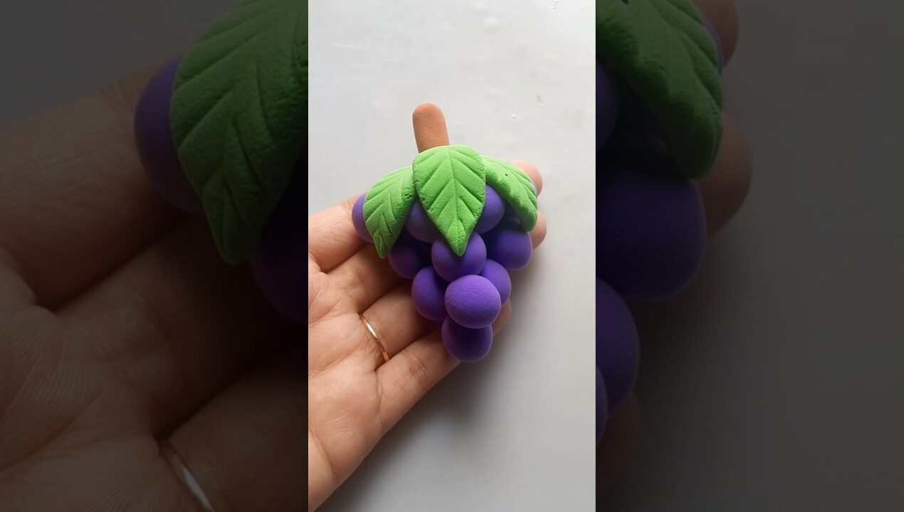 DIY idea 💞 How to make easily grapes 🍇 with Super clay #trend​ #clay​ #music​ #funny​ #clay​
