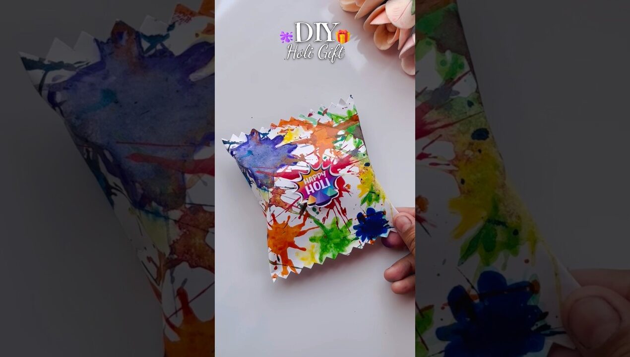 DIY Holi Gift 🎁 | Holi Craft Idea | Happy Holi 🫟 #diy #holi #holicraft #holigift #giftidea #shorts