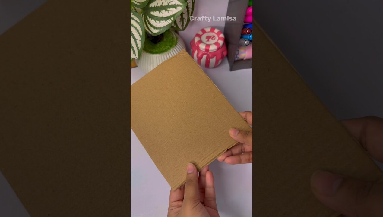 Don’t throw away cardbord anymore 😲👀 Make this instead #diy #crafts #shorts #viral #handmade #cute