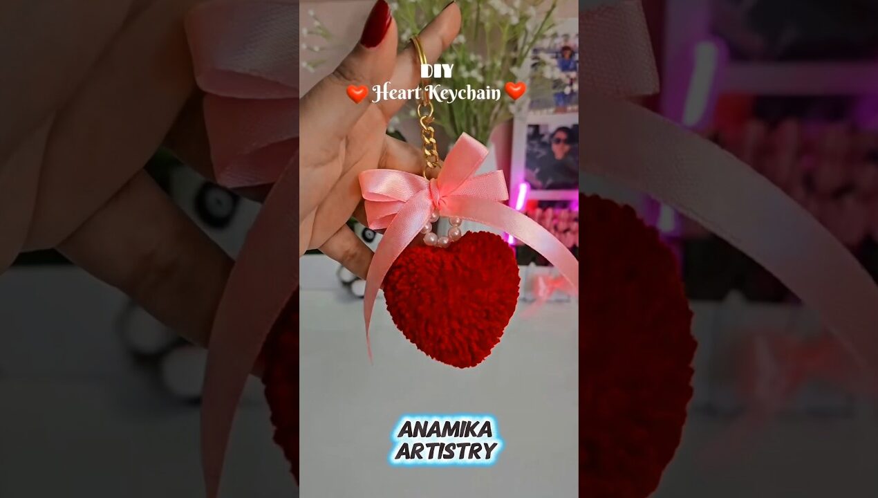 ✨ DIY Cute Heart Keychain ❤️ | Keychain Craft Ideas | #shorts #diy #craft #viral #trending