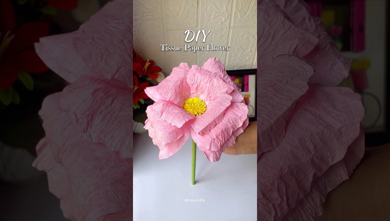 DIY Tissue Paper Flower #diy #craft #art #flowers #paperflower #tissuepaperflowers #shorstviral