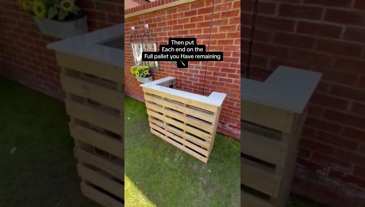 How to make a pallet wood bar out of two pallets! #palletfurniture #palletproject #mancave
