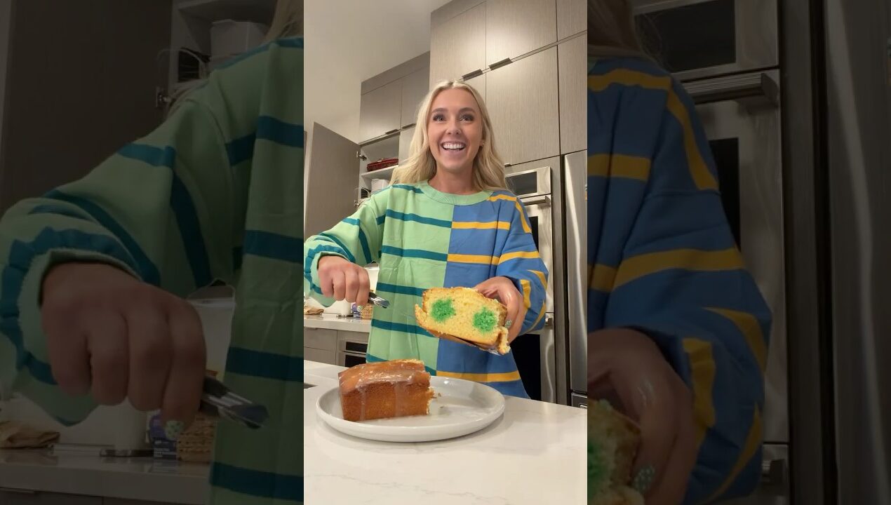 Trading cleaning for baking 🧹🤝🍰 #diy #baking making a surprise inside clover cake