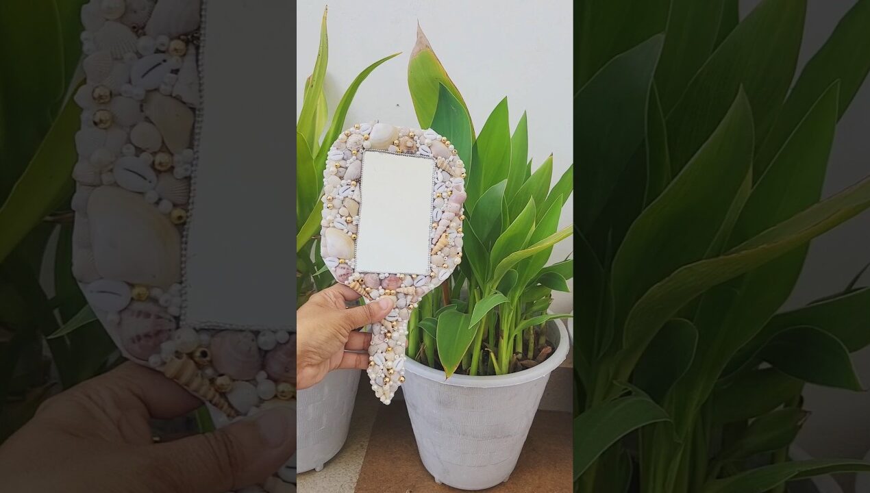 Beach sea shell mirror craft ideas #astheticlover🌼♥️ #craft #diy #beadsnfashion #trendingreel