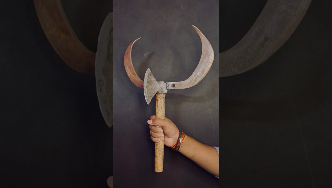 Making Twin Horn Axe #survival #axe #creative #powerful #unique #shortvideo #diy #viralvideo #art