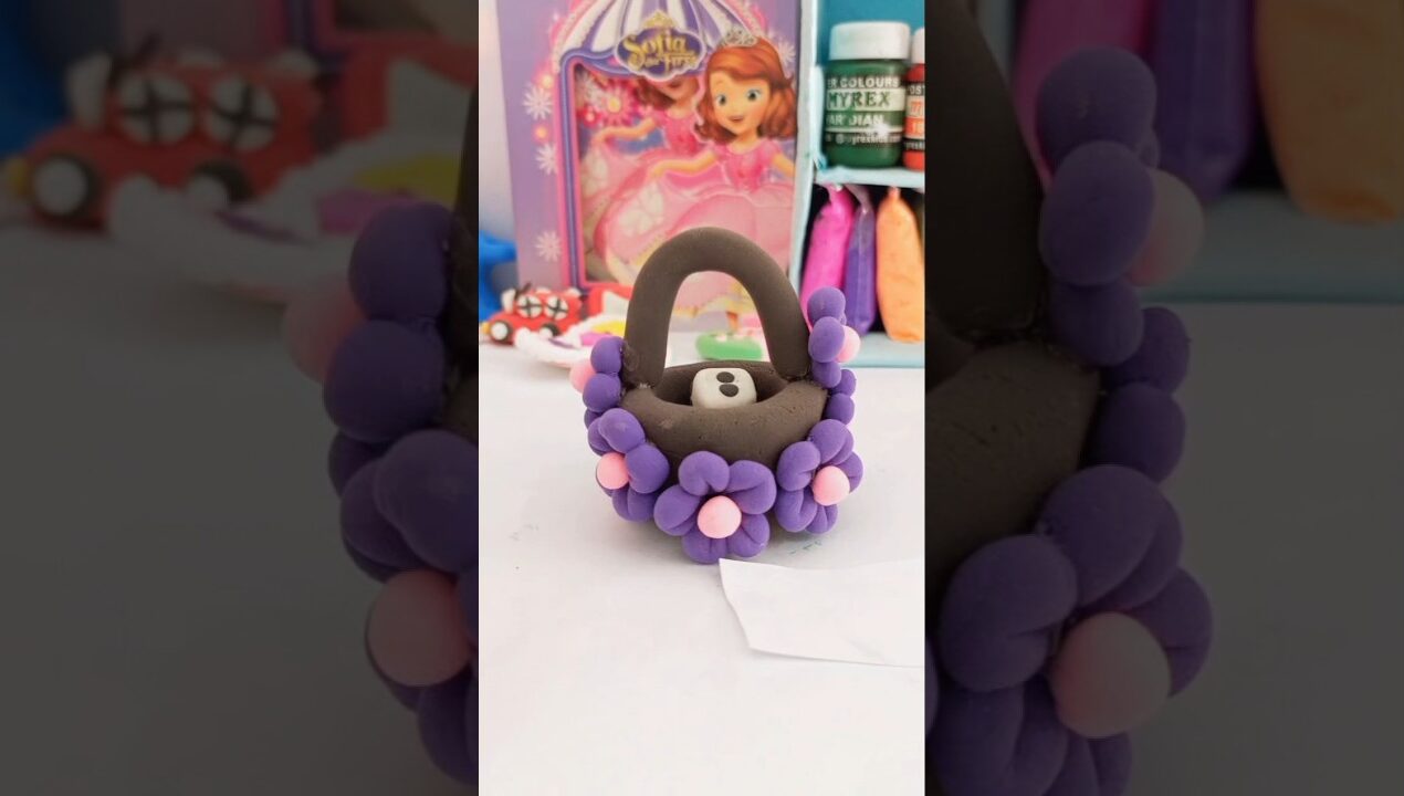 DIY Cute Clay Mini Basket😌💕 #shorts #youtubeshorts #diy#clay#ideas#miniature #aesthetic #trending