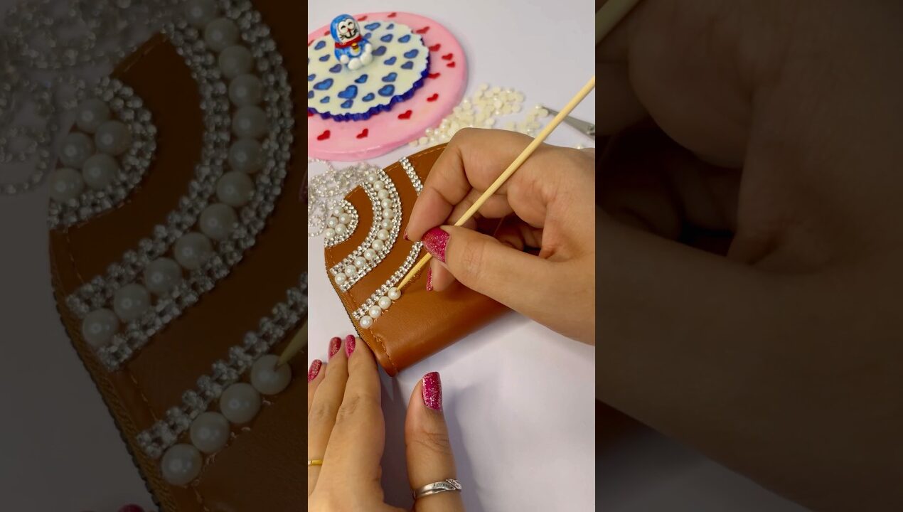 New bag with old pouch ❤️| #diy #bag #creative #fashion #craft