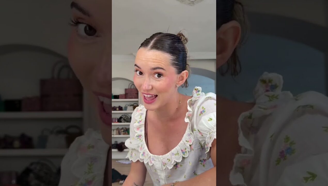 Mommy is soooo back #DIY #redcarpet