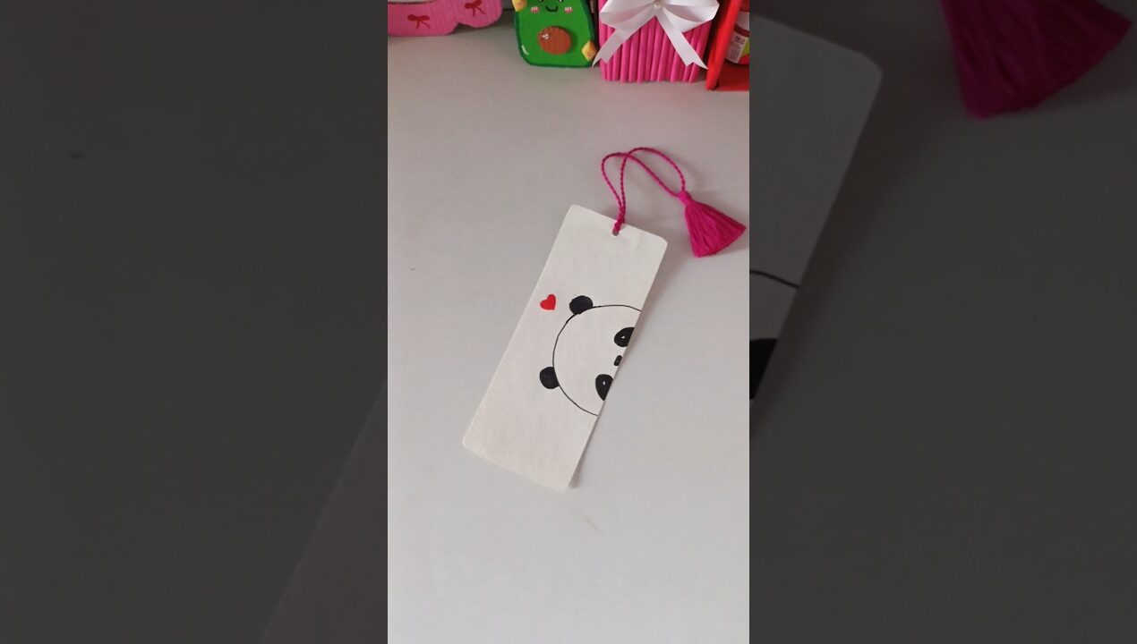 DIY Panda Bookmark 🐼 | Cute & Easy Paper Bookmark for Books | #Shorts