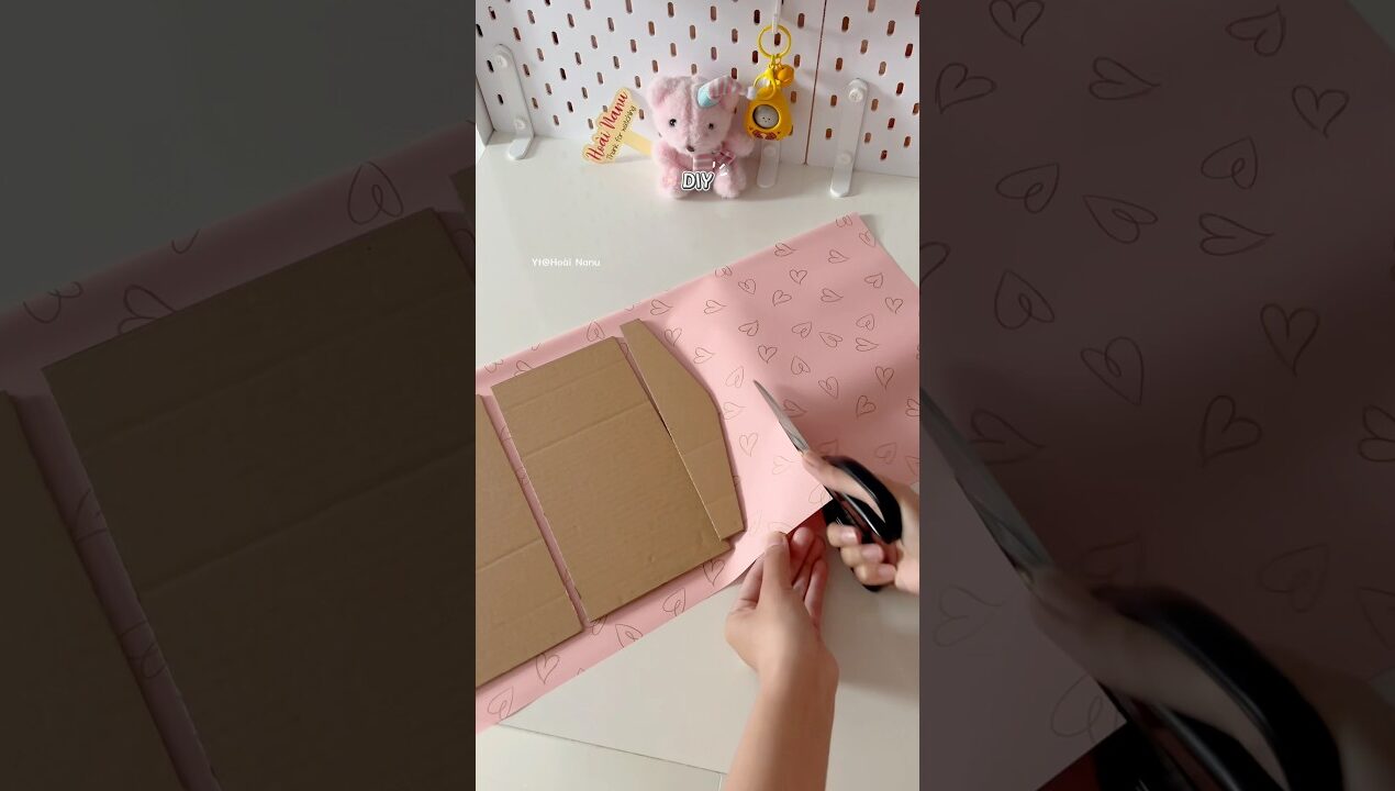 DIY ngăn đựng có nắp hồng trái tim 💓 #diy #craft #shorts #youtubeshorts