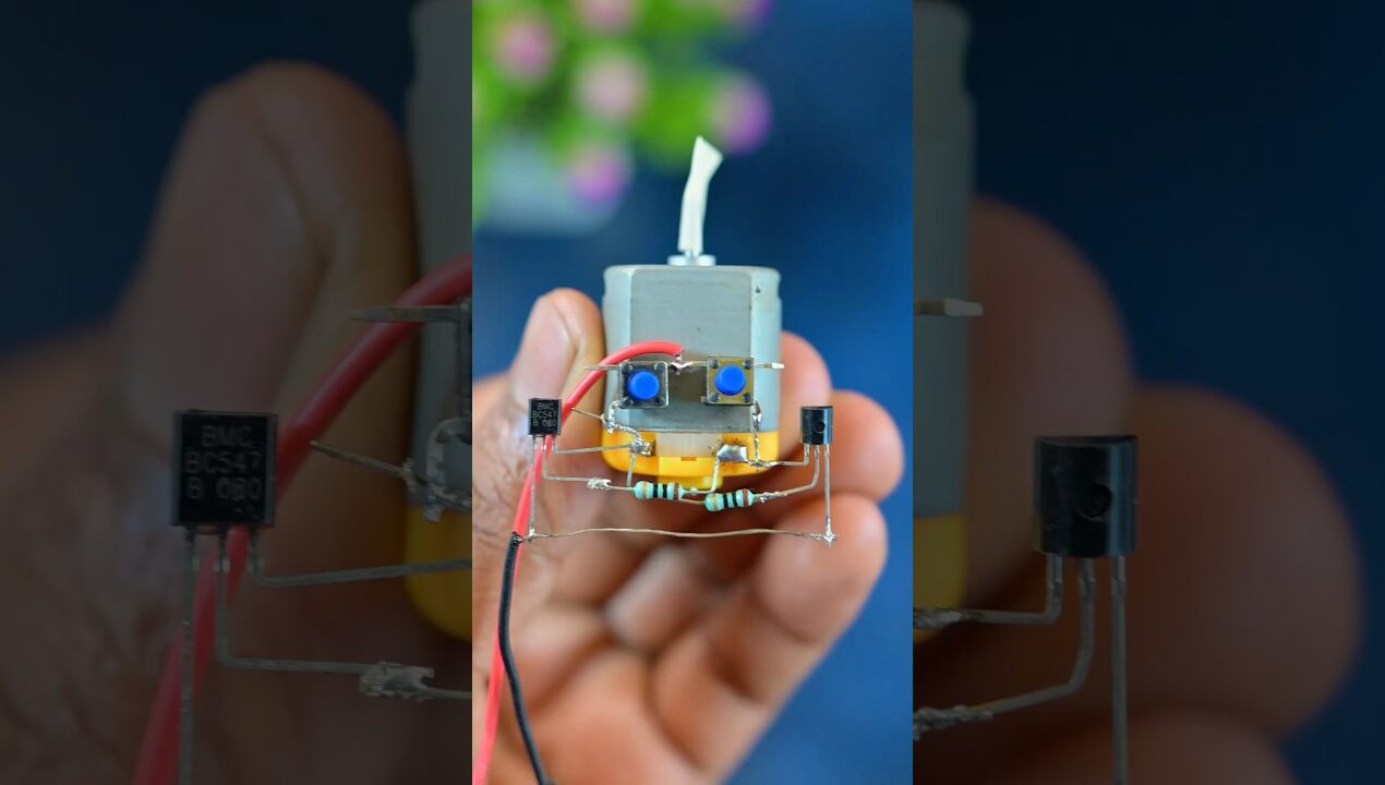 DC Motor Forward & Reverse Control Circuit Using BC547 Transistor | Simple DIY Motor Driver #shorts
