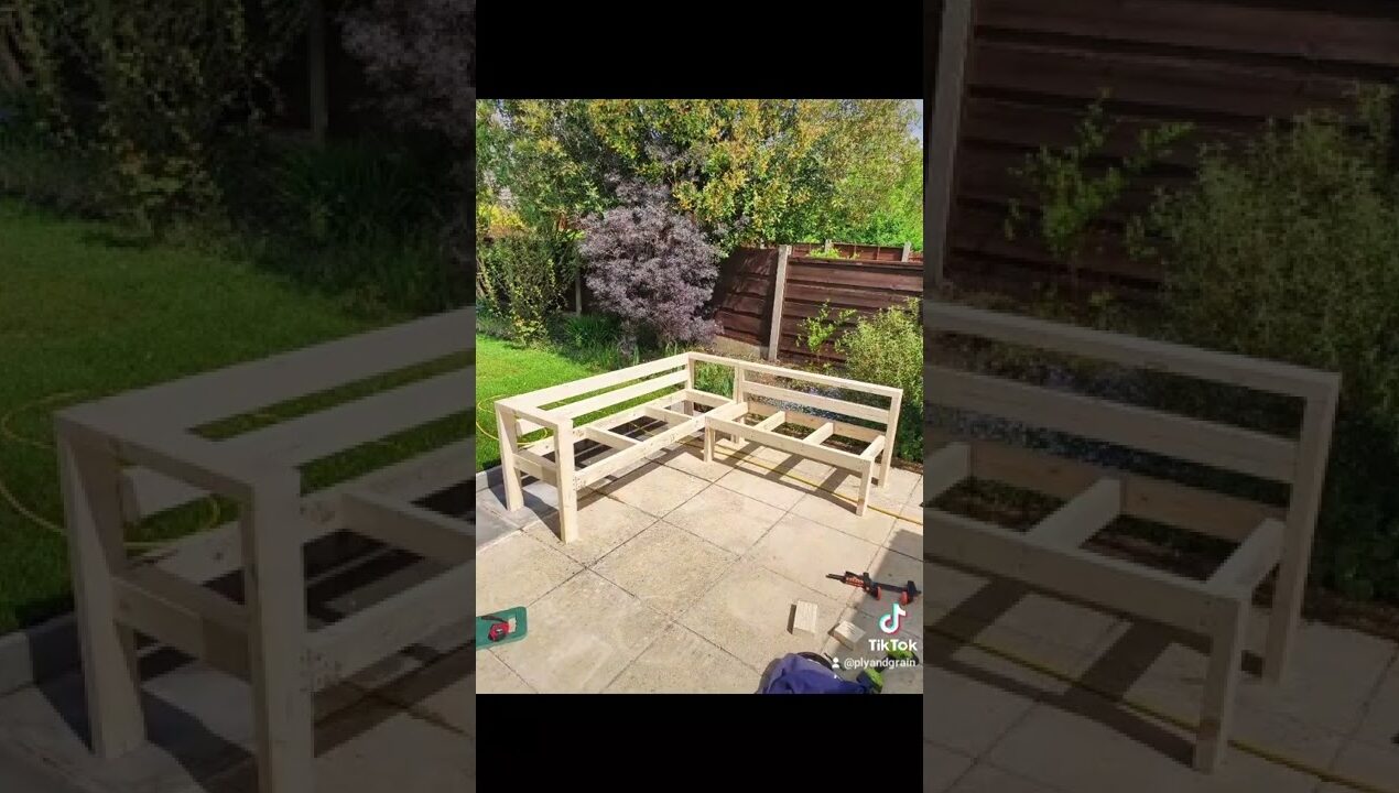 Garden Sofa made from just 2×4's!