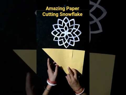 Amazing Paper Cutting Snowflake For Christmas |Christmas Decorations |  #shortvideo #shorts #craft
