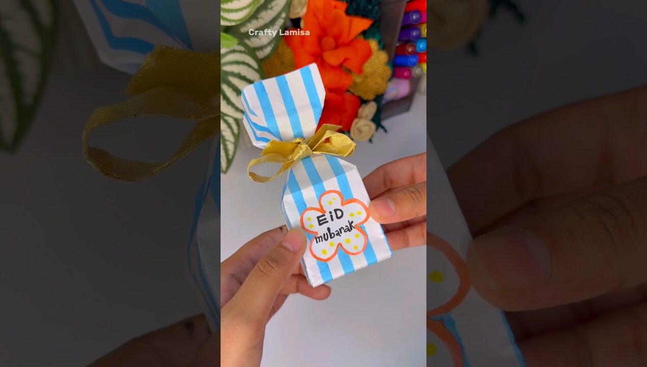 DIY Cute Eid gift box 🎁🥳 #diy #crafts #shorts #craft #eid mubarak_gift #giftideas #viralshorts eid
