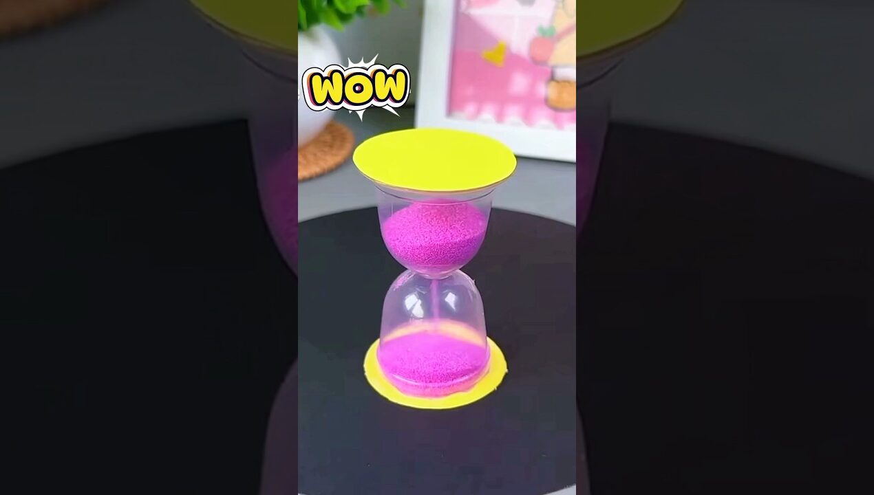 You can make a fun hourglass toy✨#shorts #art #diy #muktaartandcraft #youtubeshorts