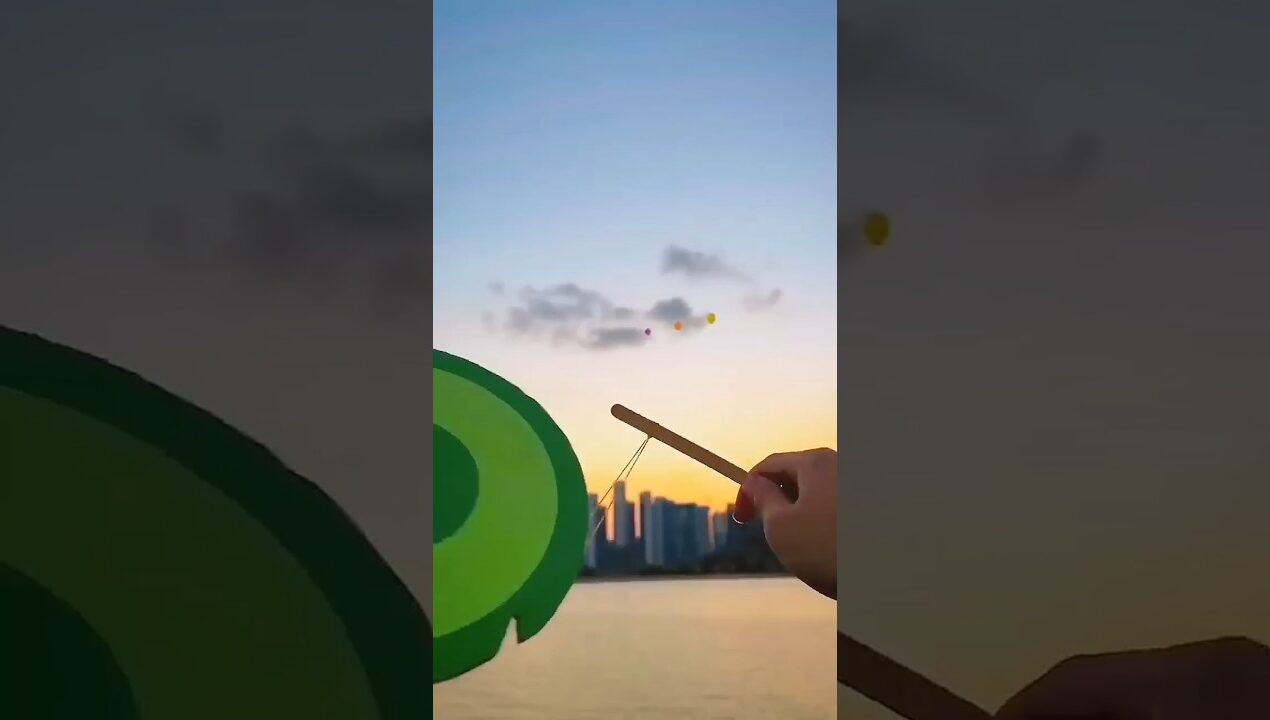 Paper crafts flying toy ideas || kids crafts #shorts #diy #papercraft #easycraftswithsabbo