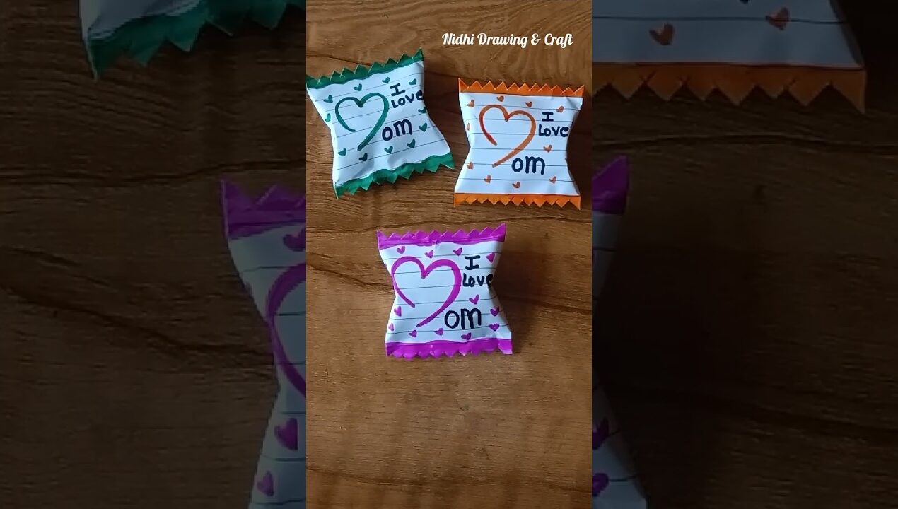 Cute🥰 Mother's day gift chocolate idea / paper candy for mom #shorts #ytshorts #shortvideo #diy