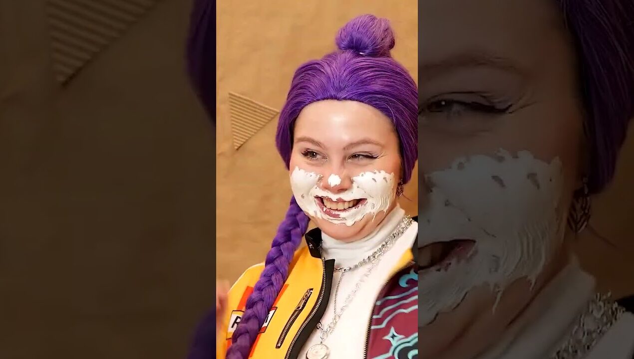 Carboard Bath For Rumi 🛁💜 Cool DIY Idea!