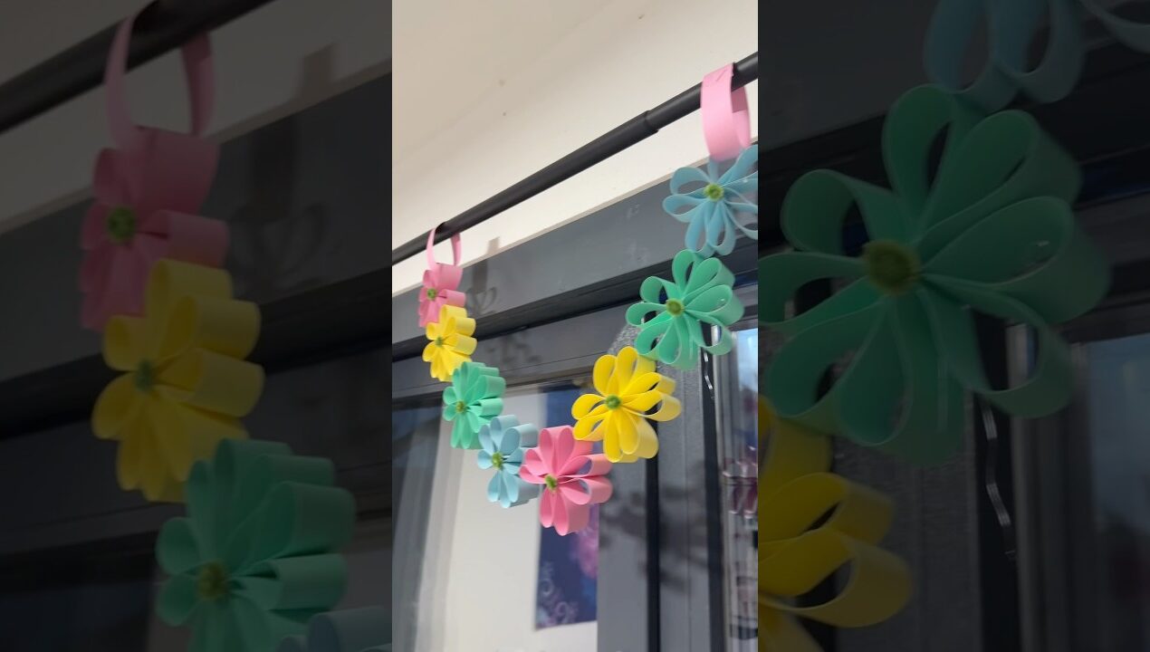 daisy chain tut!🌼 #creative #diy #papercrafts #tutorial #craft #daisychain #papercraft #aesthetic