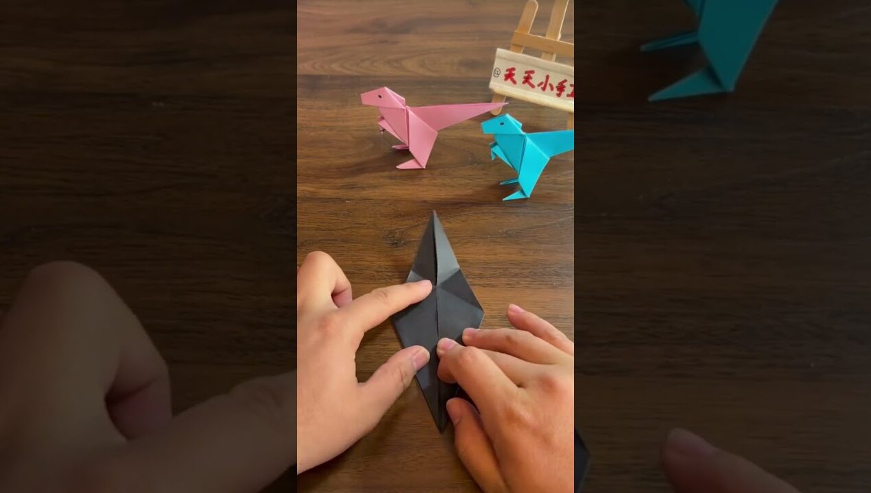 DIY Realistic Paper Dinosaurs: You WON'T Believe They're Paper!#paper #craft #easy #art #ideas