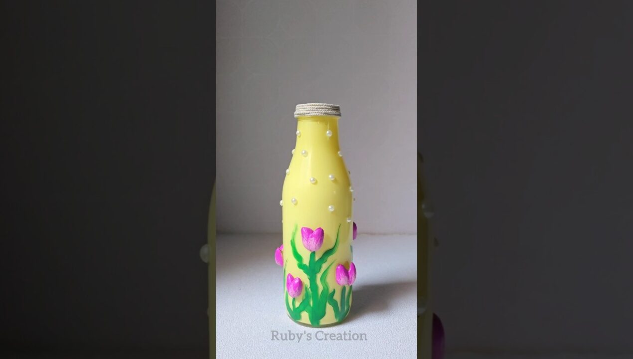 Waste Bottle to Beautiful Flower Vase 🌷 | Easy Bottle Art DIY | Home Decor Idea #youtubeshorts