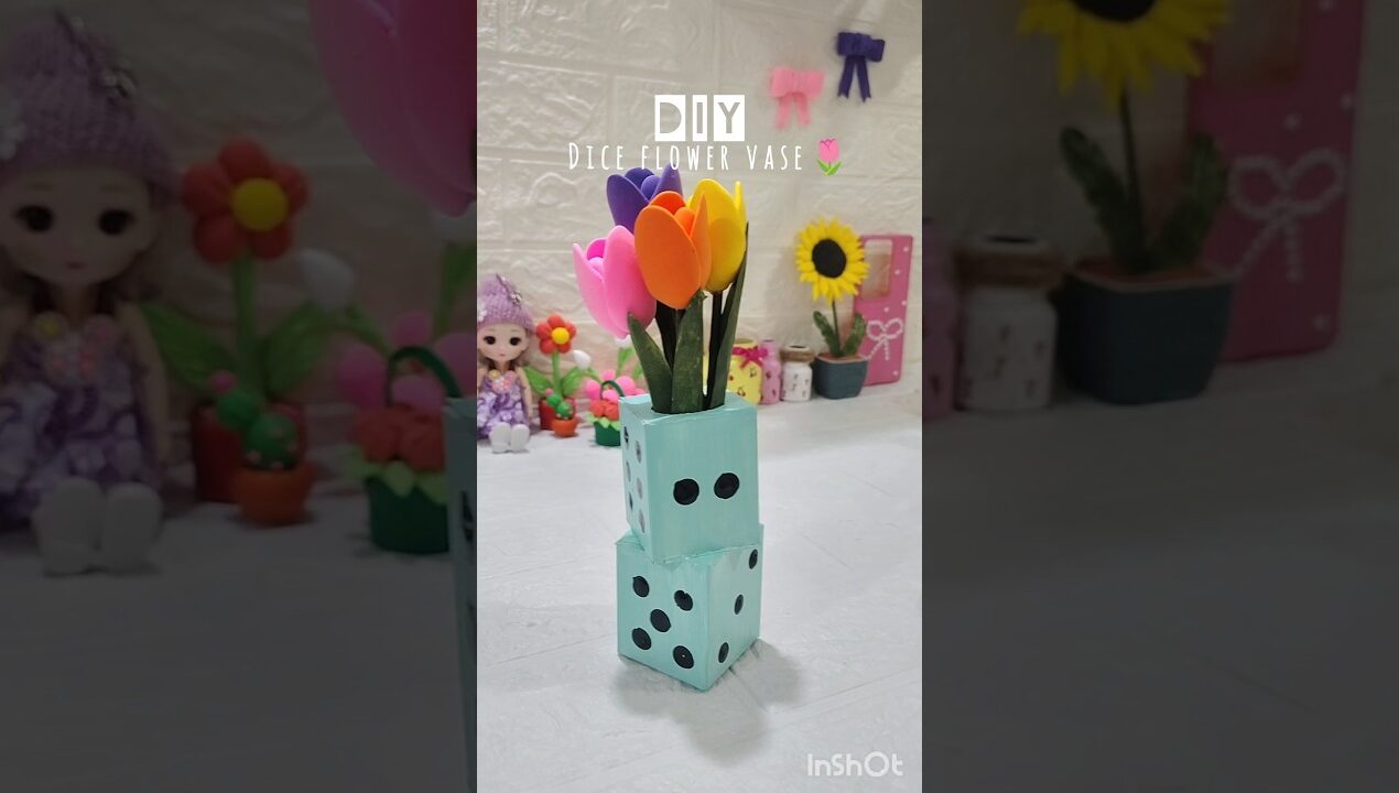 Diy Dice 🎲 flower vase 🌷 | diy waste material ideas.#artandcraft #vural #short #trending #aesthetic