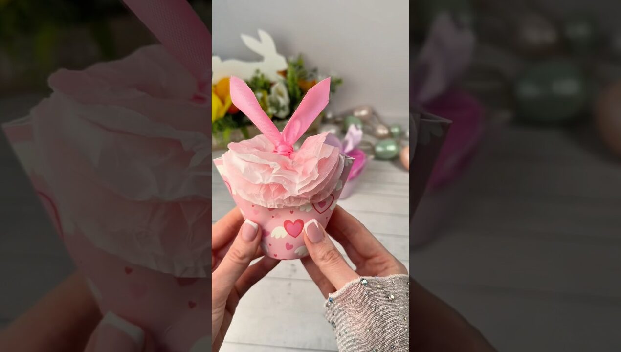 Wait… did you know you can turn a simple paper cup into a cute gift box? 🎁