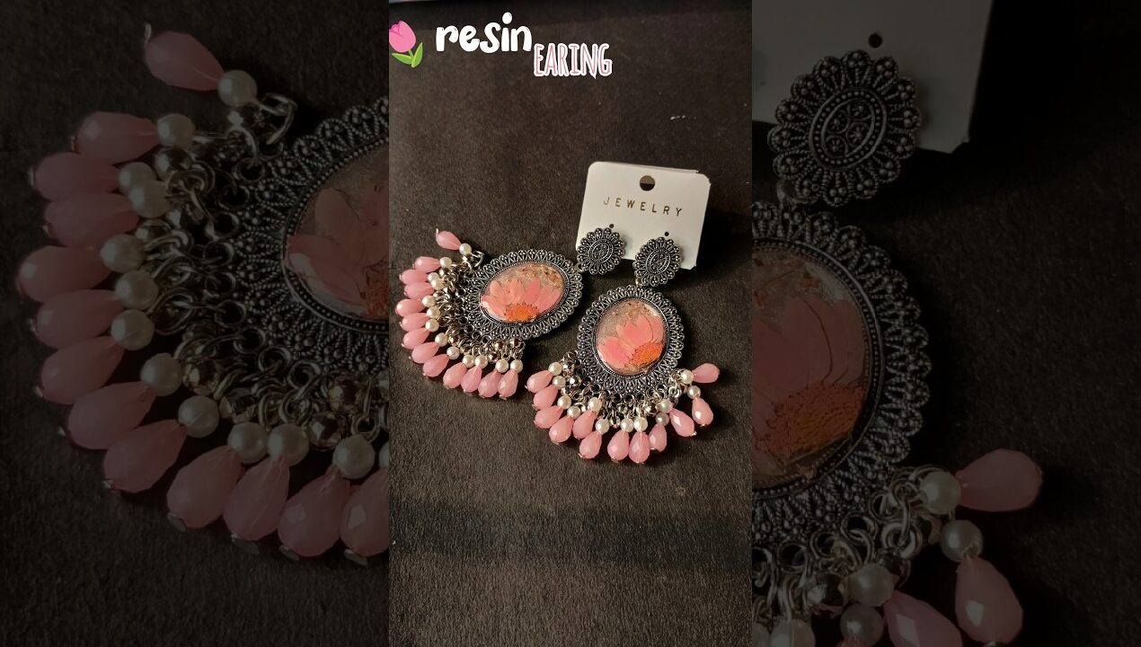 your own customise resin earing 🌷#youtubeshorts #diy #craft #handmade #resinart#resinjewelry